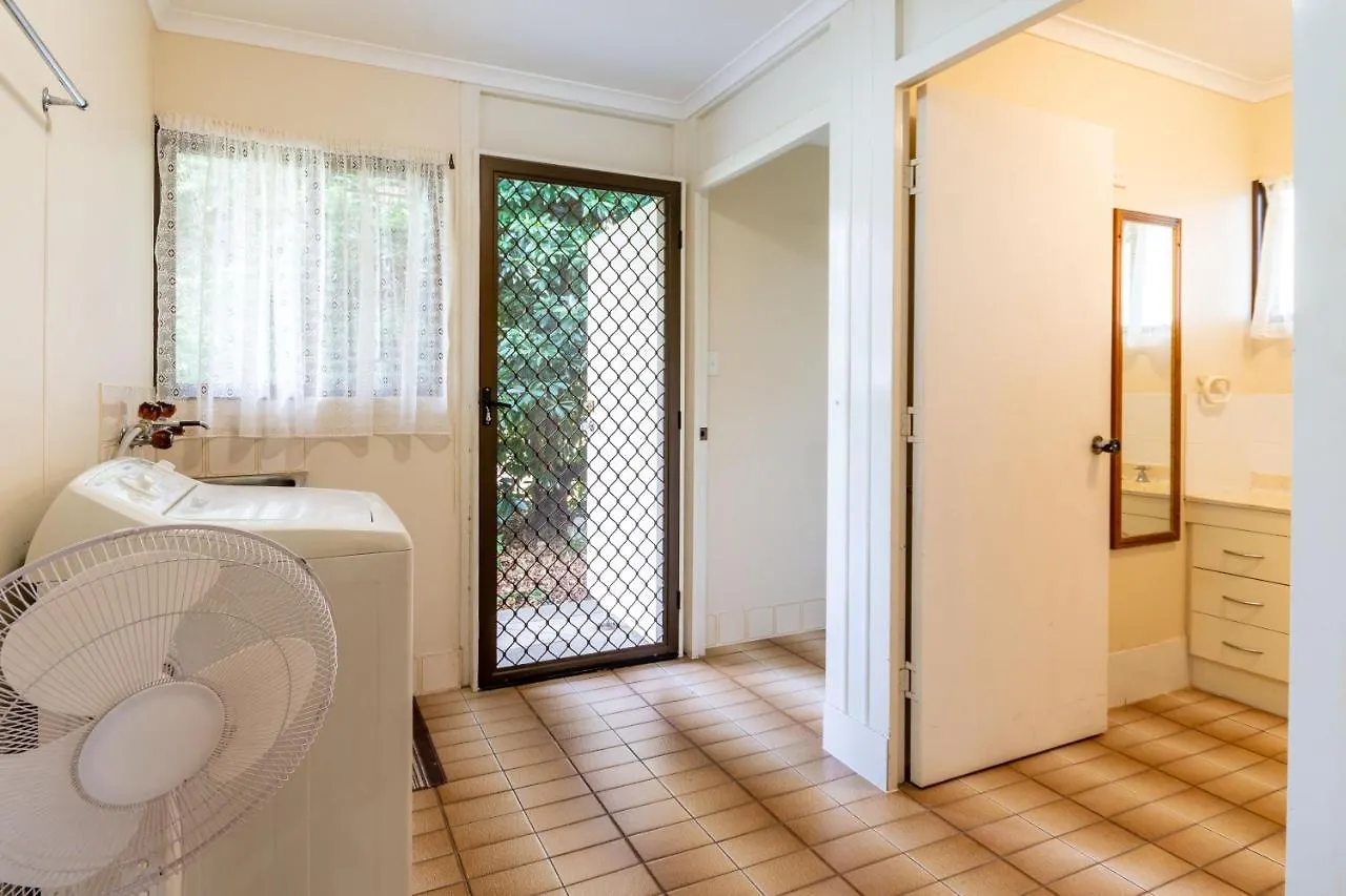 Pet Friendly Lowset Home With Room For A Boat, Wattle Ave, Bongaree Bellara 0*,